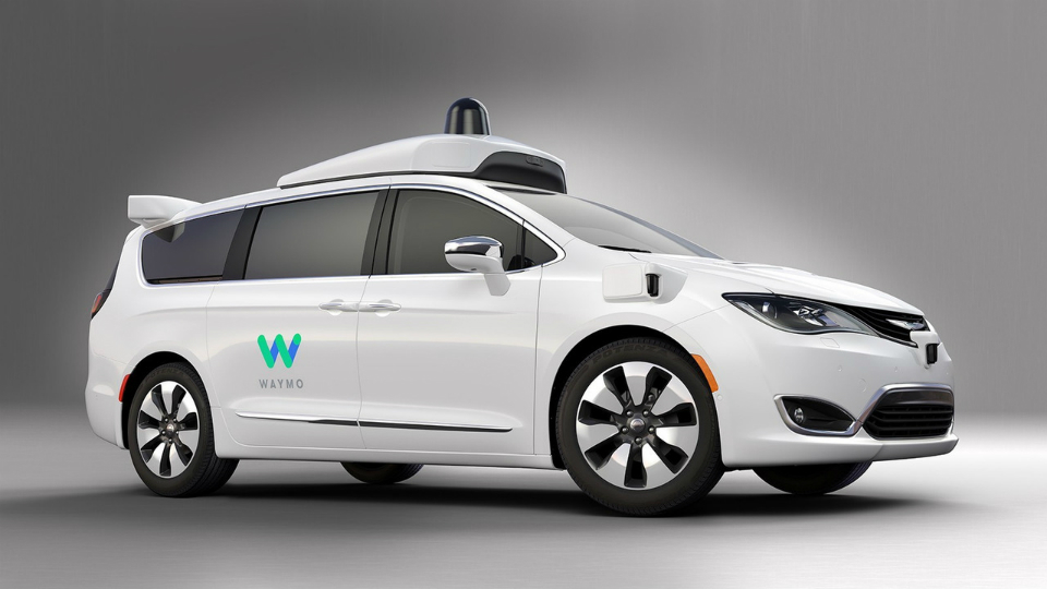 Как сообщает агентство Blooomberg, новый беспилотный автомобиль Waymo планируется использовать для райдшерингу (коллективных поездок на авто с распределением расходов между пассажирами)